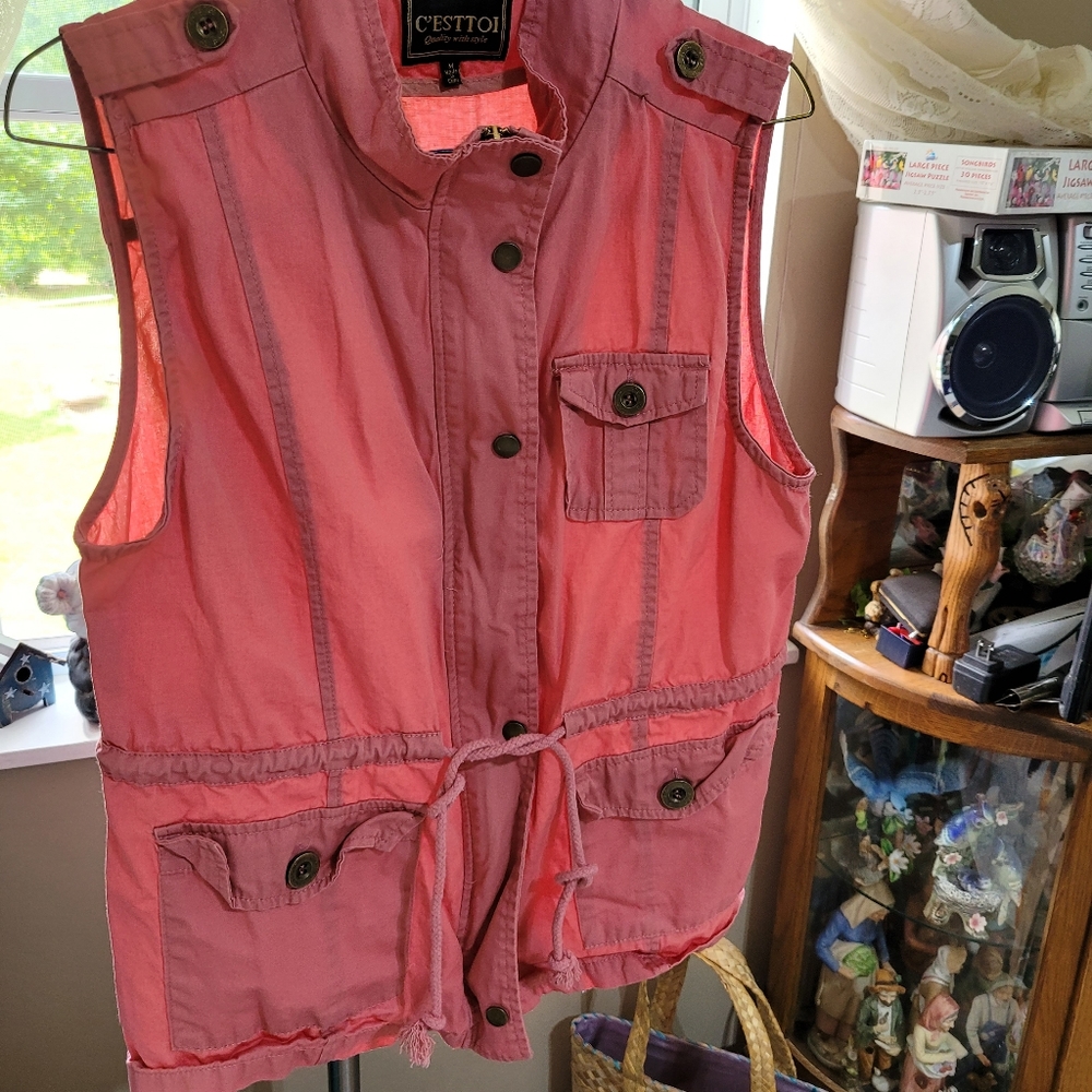 C'ESTTOI, Size M, Pink Vest. Women's - Picture 6 of 13